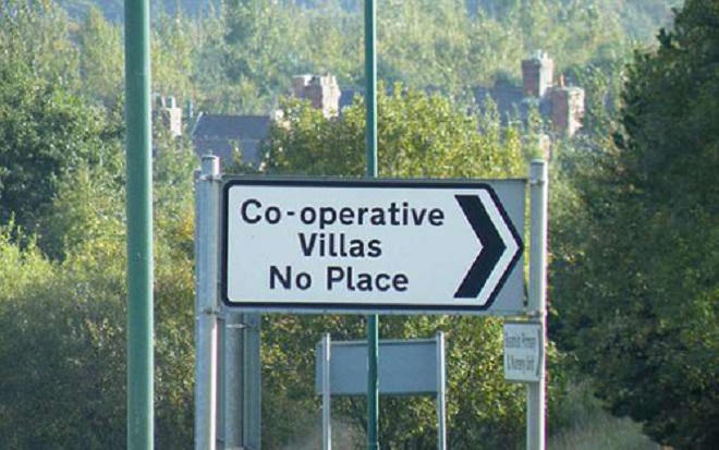 Những địa danh có tên hài hước nhất thế giới