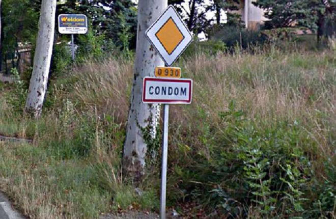 Những địa danh có tên hài hước nhất thế giới