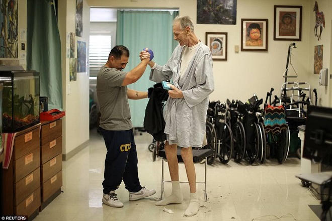 Hệ thống nhà tù Mỹ: “Bài toán” quá tải phạm nhân cao tuổi bệnh tật