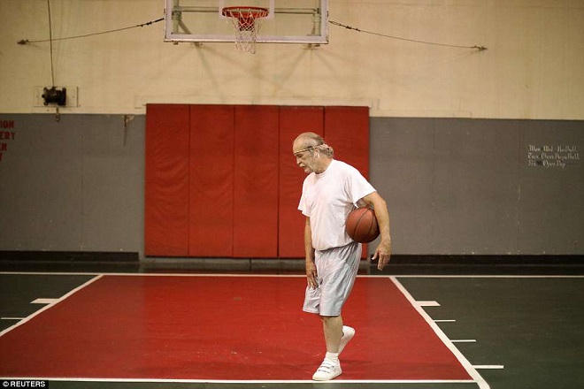 Hệ thống nhà tù Mỹ: “Bài toán” quá tải phạm nhân cao tuổi bệnh tật