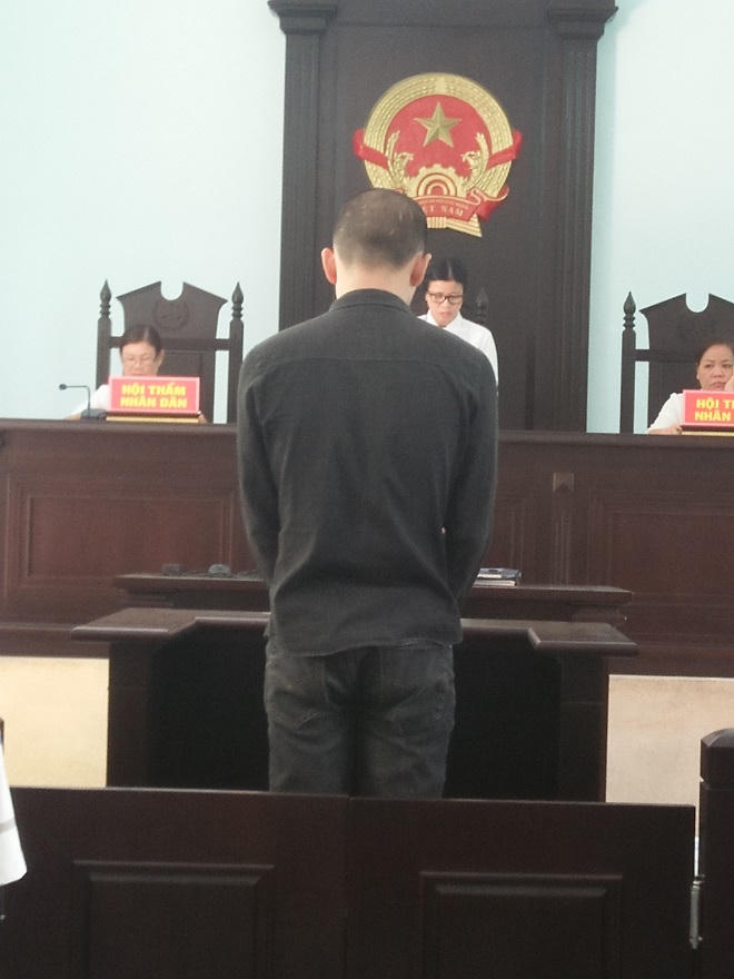 “Đạo chích” trộm chim: 2 ngày ăn chơi “đổi” 8 tháng tù