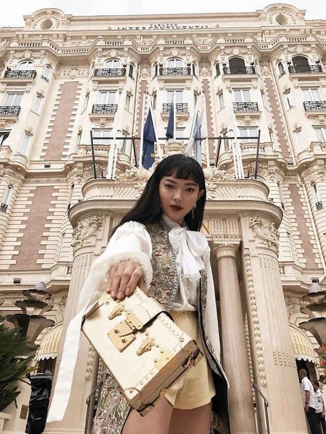 Châu Bùi, Phí Phương Anh lăng xê kiểu tóc mái ngố trẻ trung