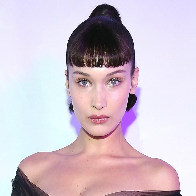 Châu Bùi, Phí Phương Anh lăng xê kiểu tóc mái ngố trẻ trung