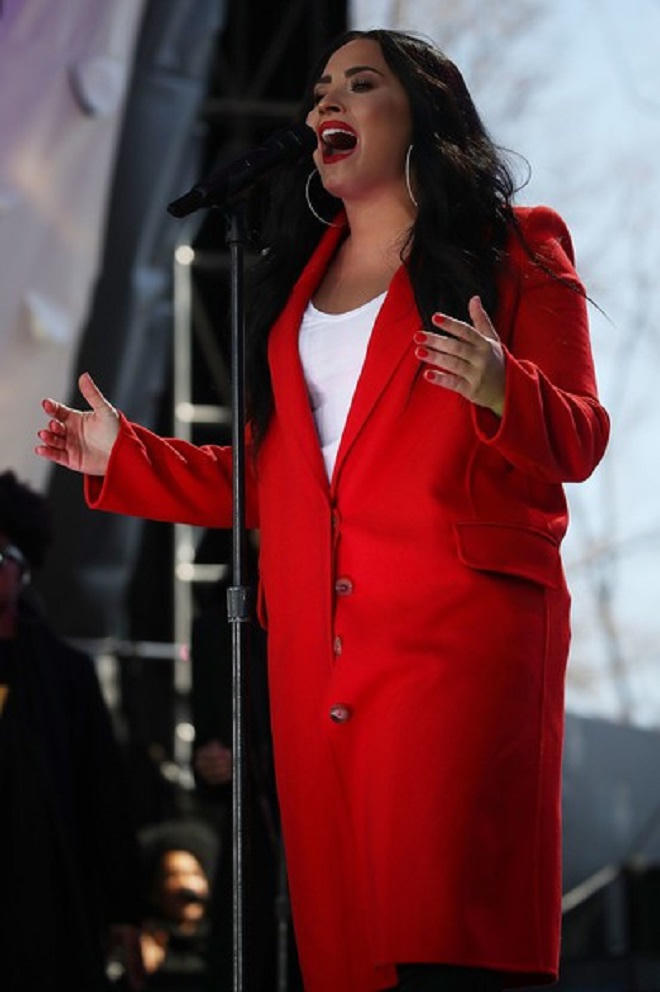 Demi Lovato đi cấp cứu vì dùng ma túy quá liều