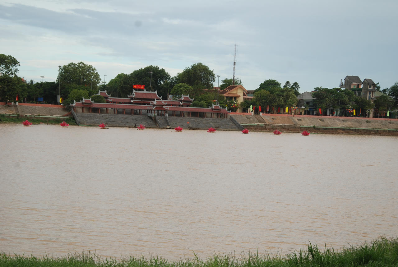 Cha con 'người Anh hùng' thầm lặng bên dòng sông Thạch Hãn