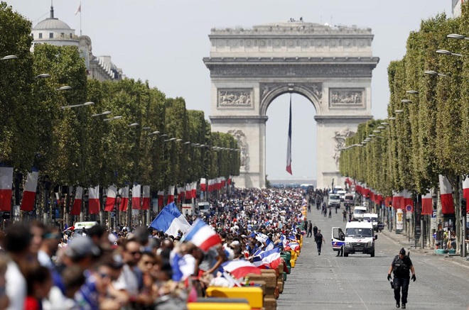 Niềm vui hậu ngày hội bóng đá thế giới