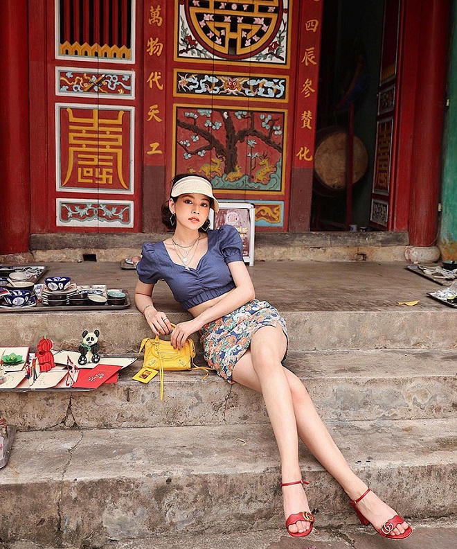 Sao Việt lăng xê trở lại áo sơ mi tay phồng ngày cuối hè