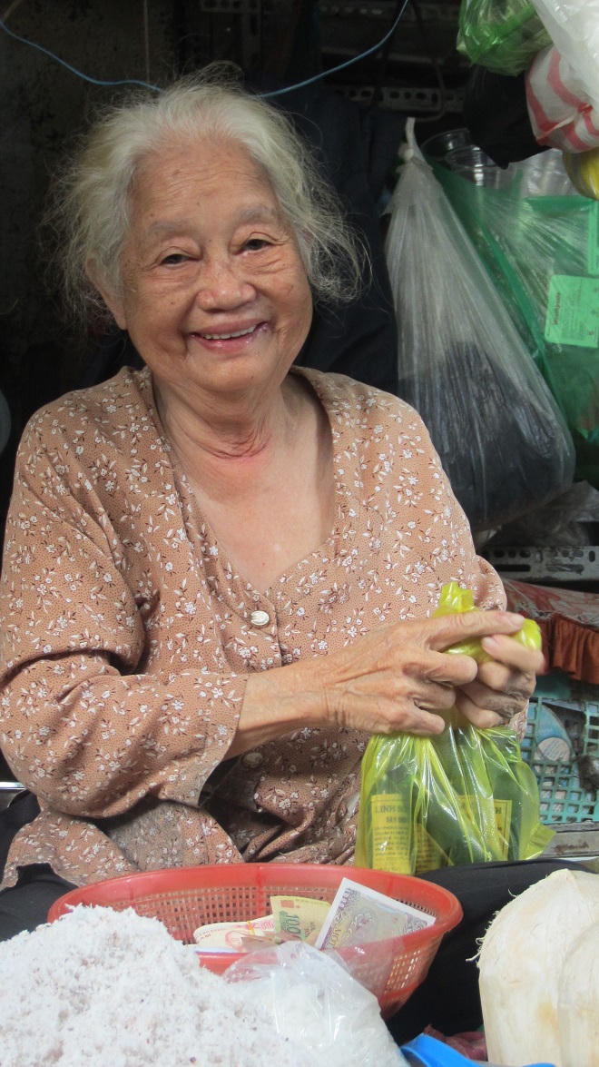 Đời chợ của “má Hai”