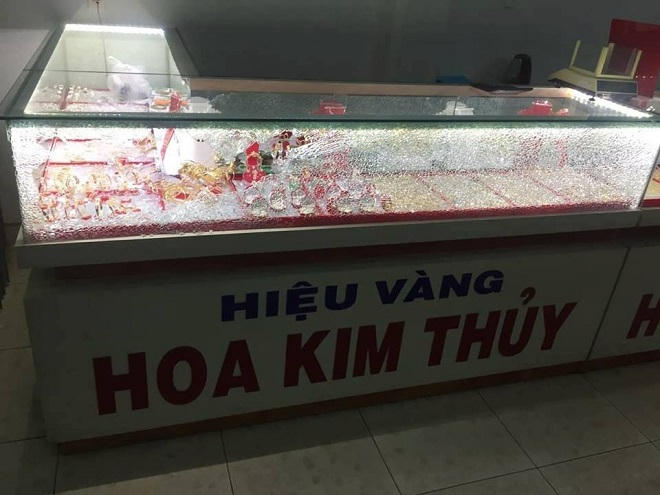 Tiệm vàng – “miếng mồi” bị kẻ xấu nhắm tới
