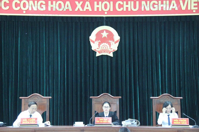 Lời biện hộ của người cha bạo hành con dã man