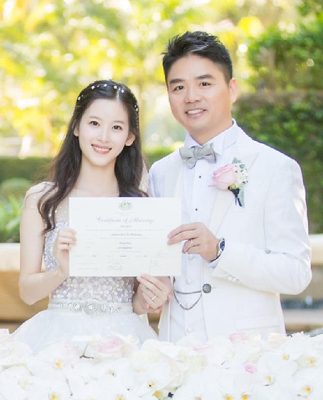 Chấn động vì tỷ phú đi học vướng bê bối xâm hại tình dục