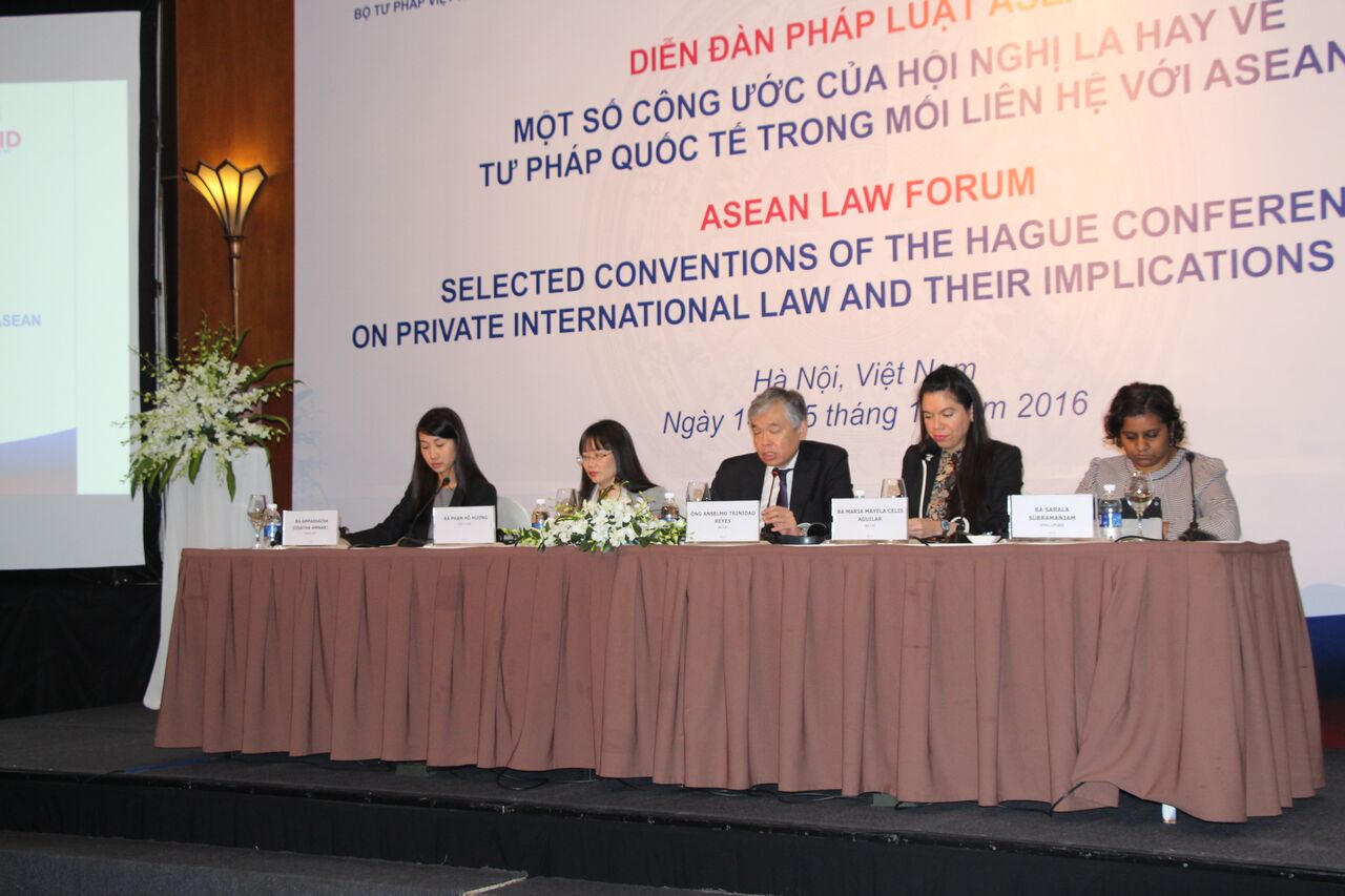 'Người 'gác cửa' các vấn đề pháp lý quốc tế