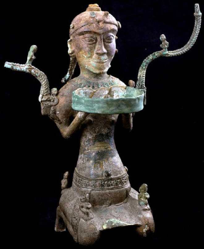 Xã hội phân hóa giàu nghèo và sự hình thành nhà nước đầu tiên