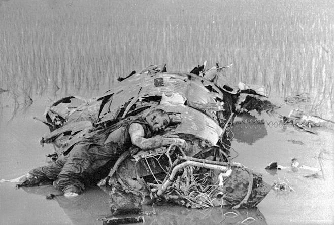 Con đường huyền thoại (Bài 4) Những cuộc đấu trí tài xế - phi công