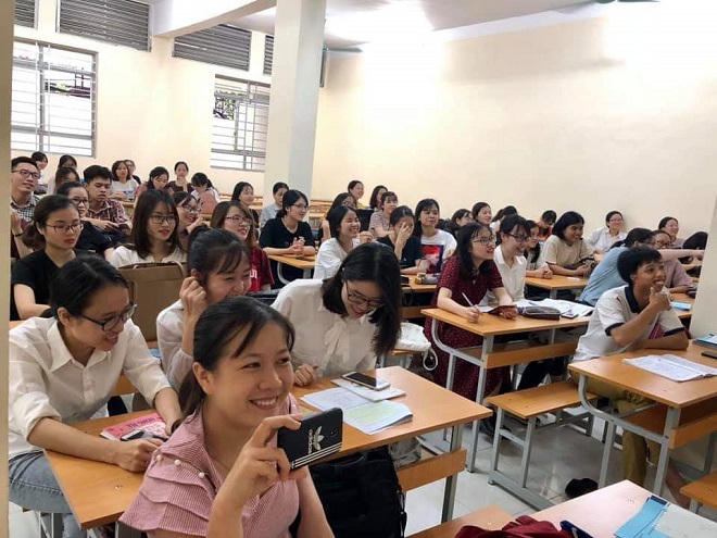 Nữ PGS đưa Luật người khuyết tật vào giảng đường đại học: Đặt cả trái tim cho từng việc nhỏ