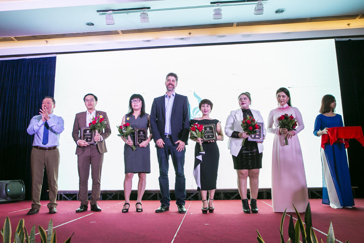 Tọa đàm pháp luật “Công nghệ và xu hướng làm đẹp 4.0: Những vấn đề pháp lý và thực tiễn”: Chấp hành pháp luật để làm đẹp an toàn