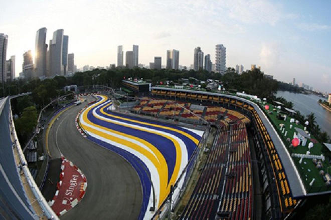 Kỳ công chuẩn bị đường đua F1 ở quốc đảo Singapore