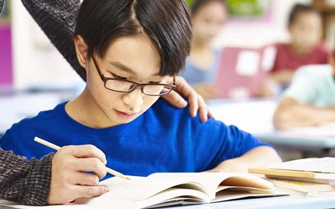 “Đại dịch” cận thị ở đất nước đông dân nhất thế giới