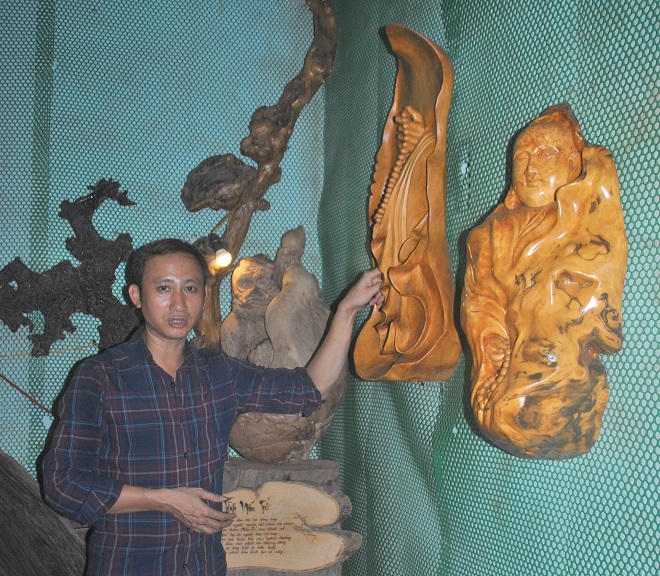 Mang hồn người vào những thân gỗ mục