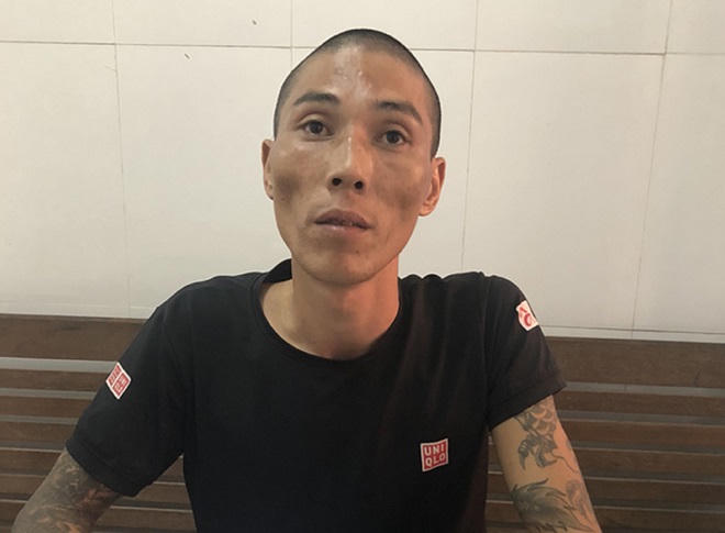 Cha “ngáo đá” ôm con hơn 1 tuổi “tung hứng” trên nóc nhà: Lời kể của gia đình bị “tai bay vạ gió”