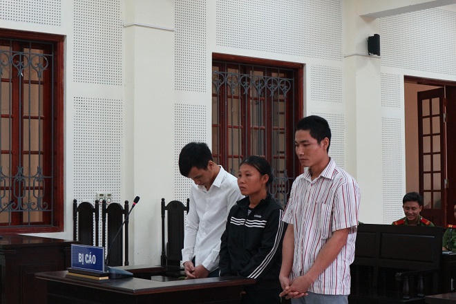 Sơn nữ “mất cả chì lẫn chài” khi tự bán mình cho nhóm buôn người  