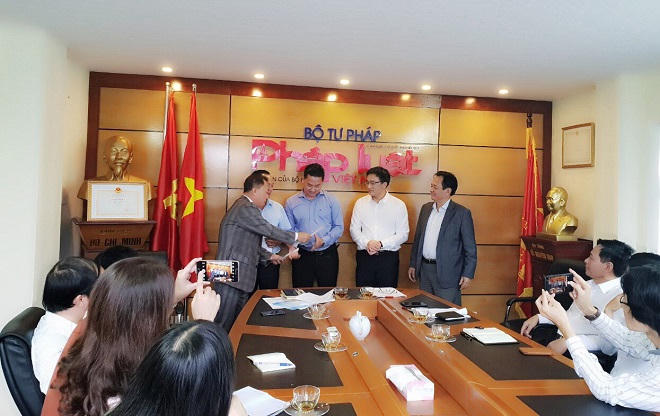 Ra mắt Văn phòng Đại diện Báo pháp luật Việt Nam khu vực phía Bắc: 'Cánh tay nối dài' chuyển luật về với người dân phía Bắc