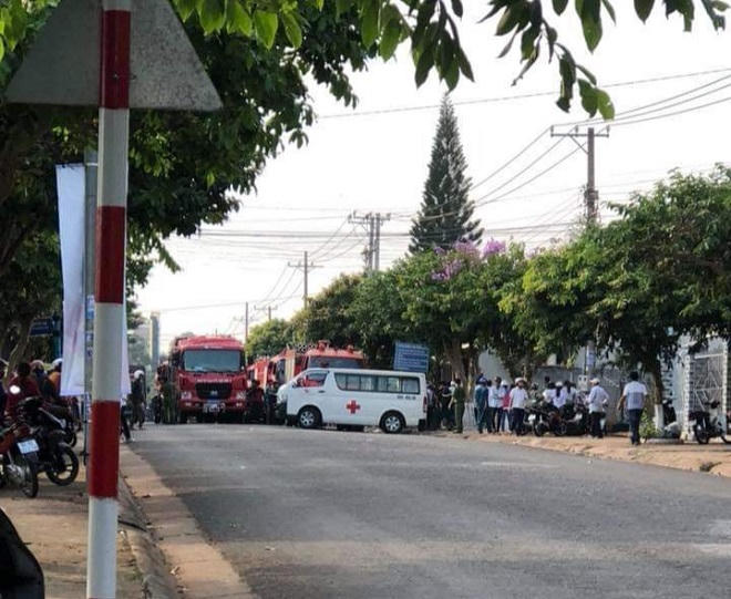 Kinh hoàng cháy nhà hàng do hàn xì, 6 người chết