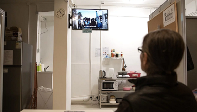 Nơi ngủ ngồi qua đêm của những người vô gia cư Hong Kong