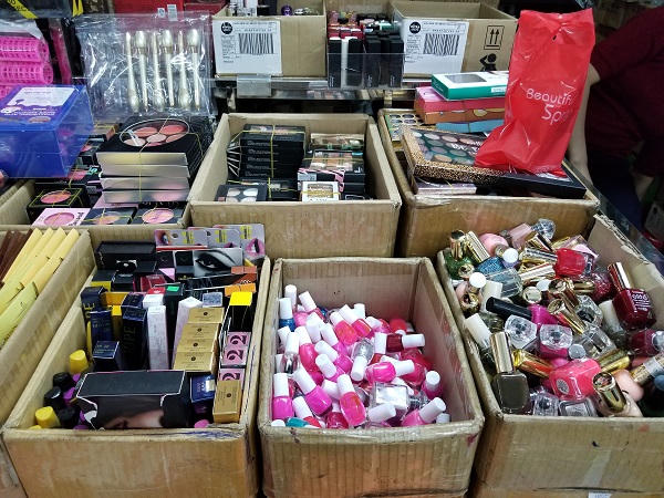 Sơn móng tay có thể ảnh hưởng đến khả năng sinh sản và thai nhi