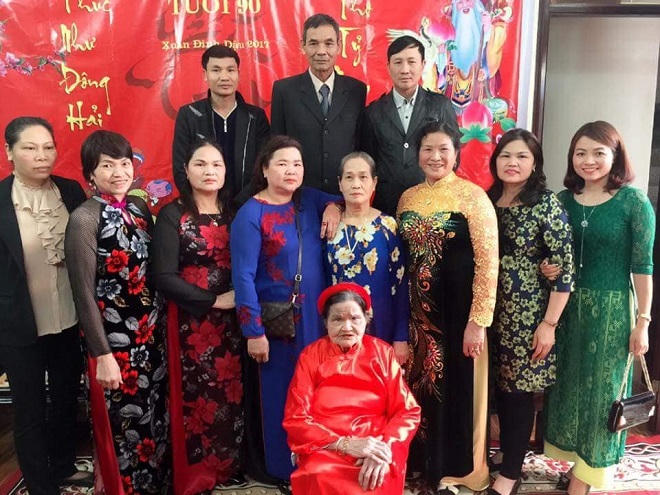 “Bông hồng thép” vẫn nở hoa dù… ung thư vú “gọi tên”