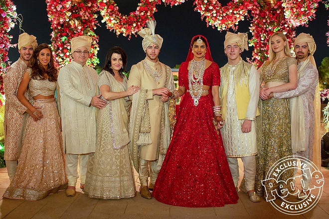 Trào lưu “siêu đám cưới” của giới siêu giàu Ấn Độ