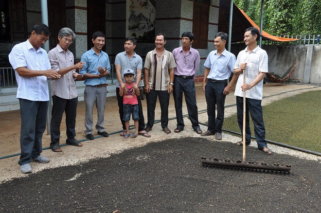 Người mang sức sống mới về vùng trồng tiêu Lâm San