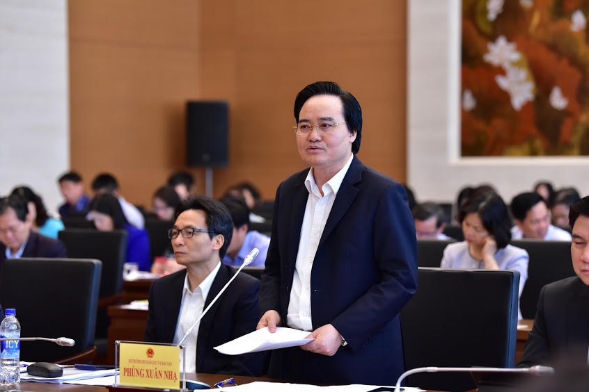 Ý kiến trái chiều về quy định nhiều bộ SGK 