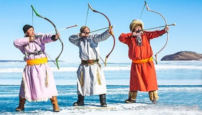 Thiêng liêng hồ nước 2 triệu năm tuổi ở Mông Cổ