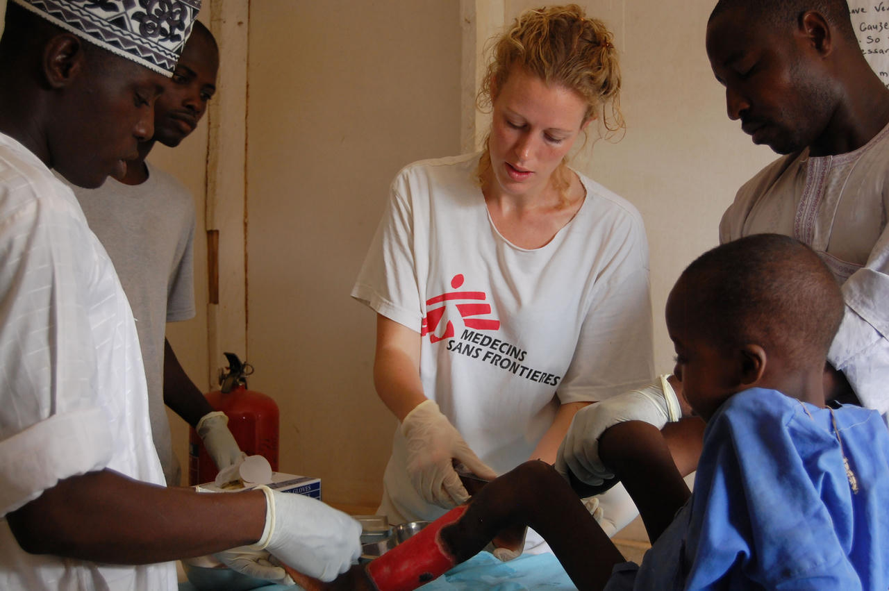 Nỗi sợ rắn độc ở châu Phi