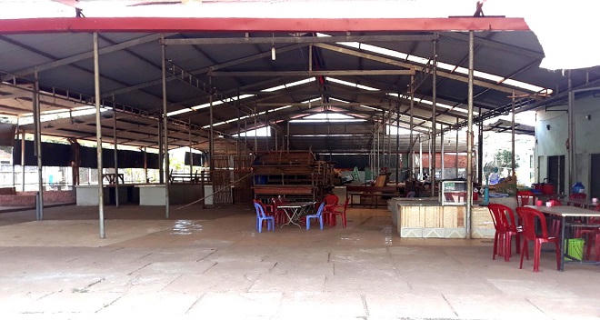 Vất vả tìm cách dẹp ngôi chợ trái phép “cứng đầu”