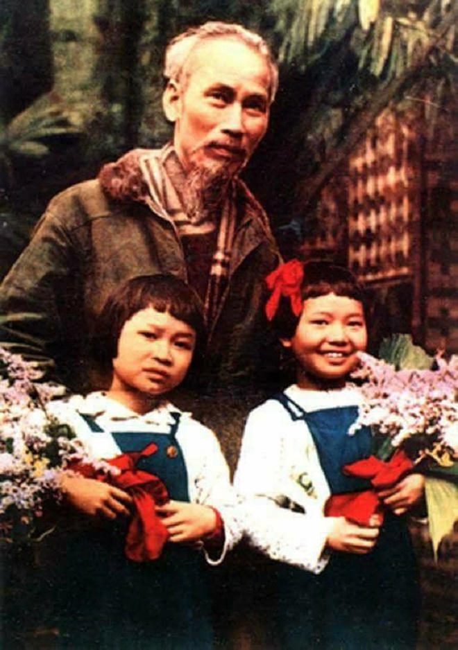 Có một “Bồ Tát Hồ Chí Minh“