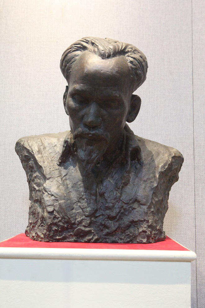 Bộ phim về Chủ tịch Hồ Chí Minh lần đầu được trình chiếu