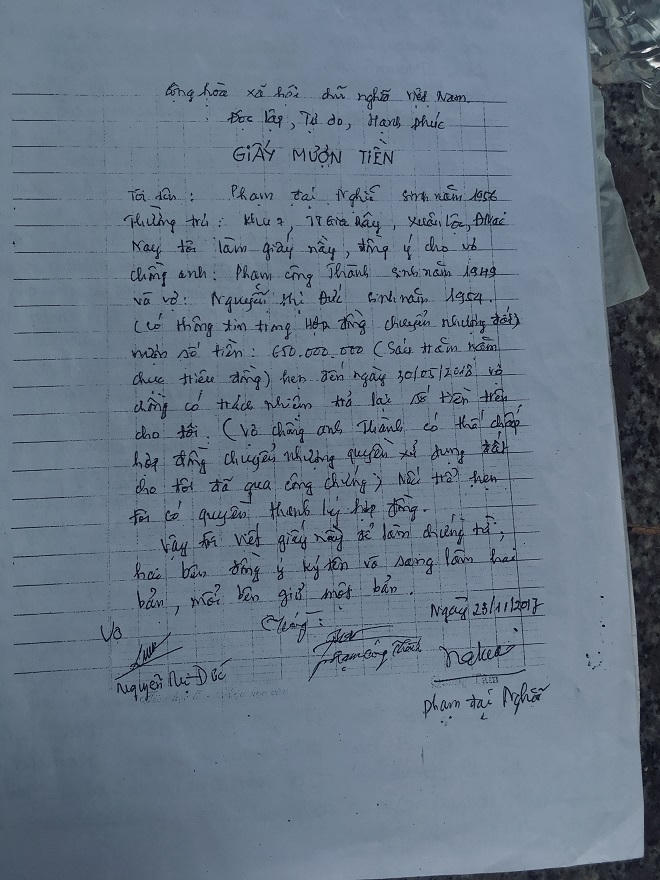 Vì sao luẩn quẩn vòng xoáy tín dụng đen?: Công an “không can thiệp” chuyện siết nhà, ném bàn thờ ra đường