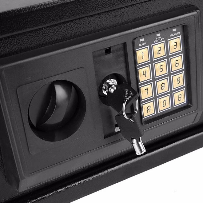 Chuyện dài… sử dụng súng ở Mỹ và Thái Lan