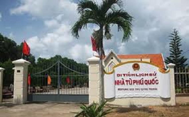 Độc, lạ du lịch nhà tù