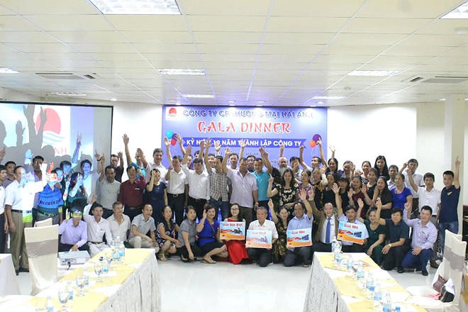 Chàng kỹ sư đam mê làm giàu trên quê hương