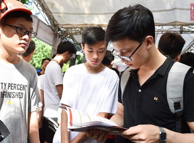 Nhìn lại Kỳ thi THPT quốc gia 2019: Tại sao tiếng Anh suýt… 'đội sổ'?