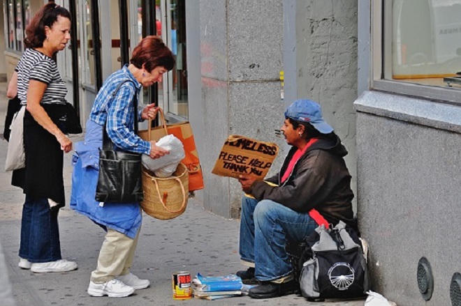 Muốn ăn xin phải được “cấp giấy phép”