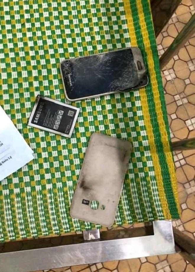 Chuyện hy hữu ở Quảng Ngãi: Sét đánh ngừng thở, điện thoại cháy đen nhưng… không chết