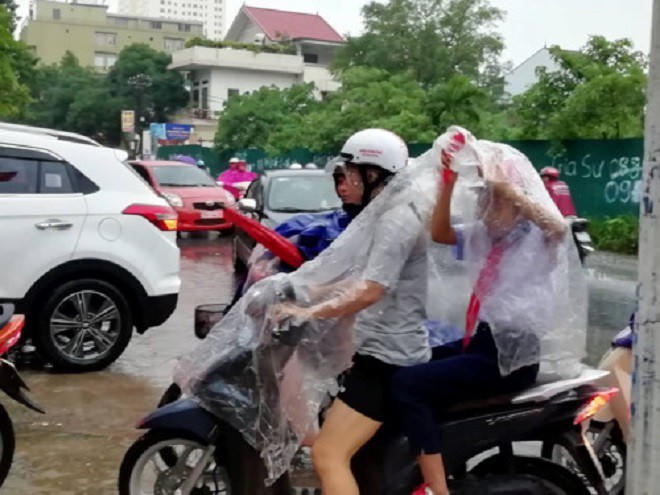 Rộn ràng không khí khai giảng trên cả nước