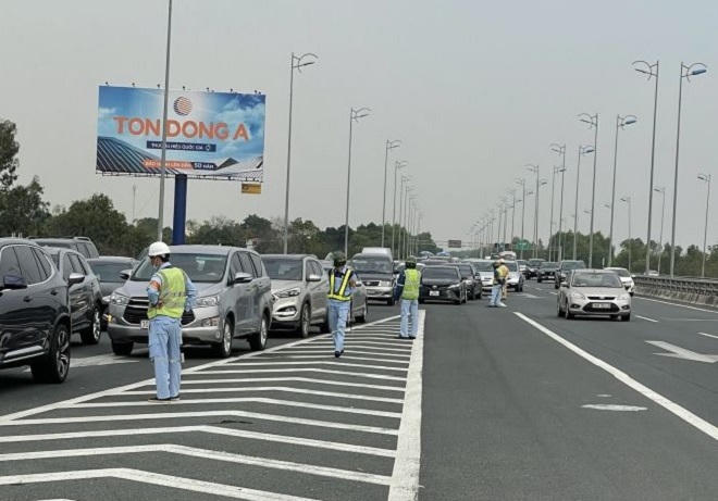 Tin giao thông đến sáng 14/2