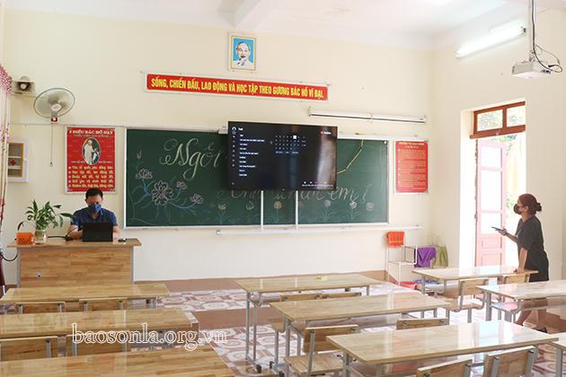 Các tỉnh chuẩn bị năm học mới thế nào?