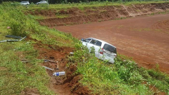 Tin giao thông đến sáng 10/9: Tai nạn liên hoàn tại Sơn La; Điều tra vụ cố tình tông ô tô xuống vực khiến 3 người bị thương
