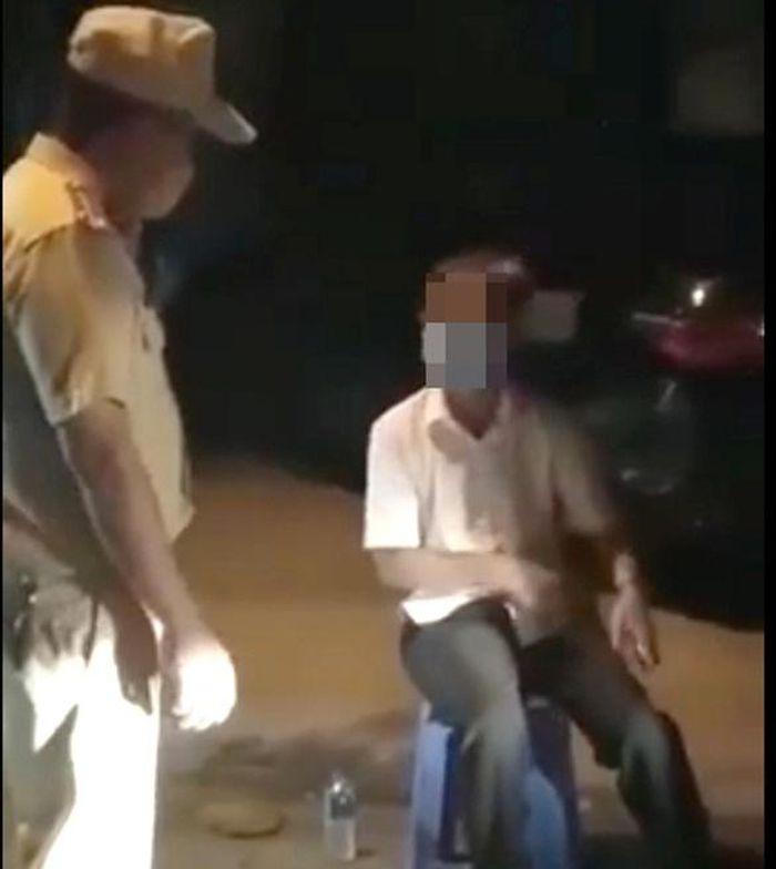 Tin giao thông đến sáng 14/9: Ngã ra đường, người phụ nữ bị xe tải cán tử vong; Trưởng phòng uống rượu bia lái xe vào đường cấm